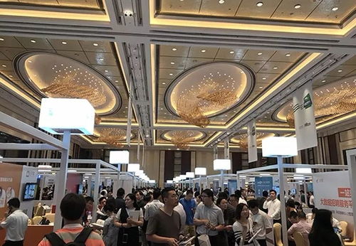 高达32,055名hr精英参加 2017hroot中国人力资源服务展 ,继续蝉联全球人力资源服务业第一大展地位
