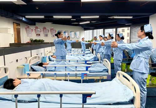广西 从 一人住院全家忙 到 专业照护负担轻