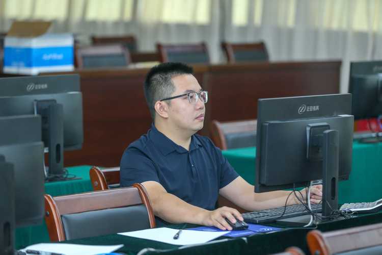 广西壮族自治区人力资源和社会保障厅网站